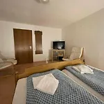 Beny Restaurant Hotel