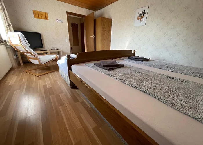 Beny Restaurant ホテル