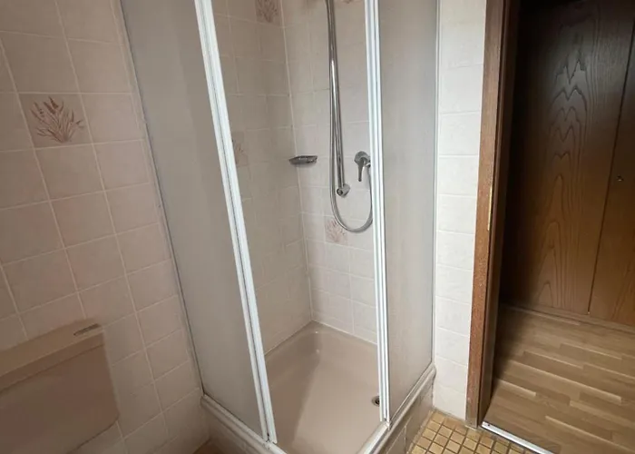 Beny Restaurant ホテル 3*